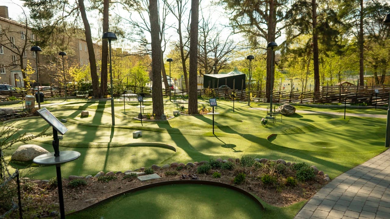 Golfbaren - Minigolf + Pizza 250kr – bild 3